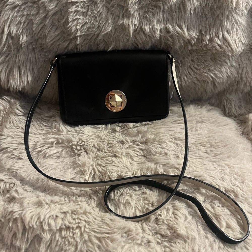 Elegant Black Kate Spade Crossbody Bag